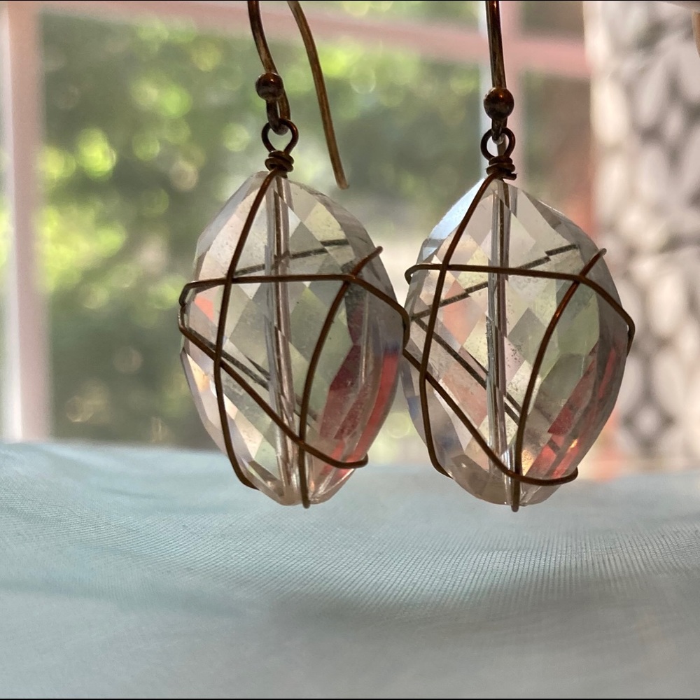 Geometrical Gold Earrings - Picture 2 of 3